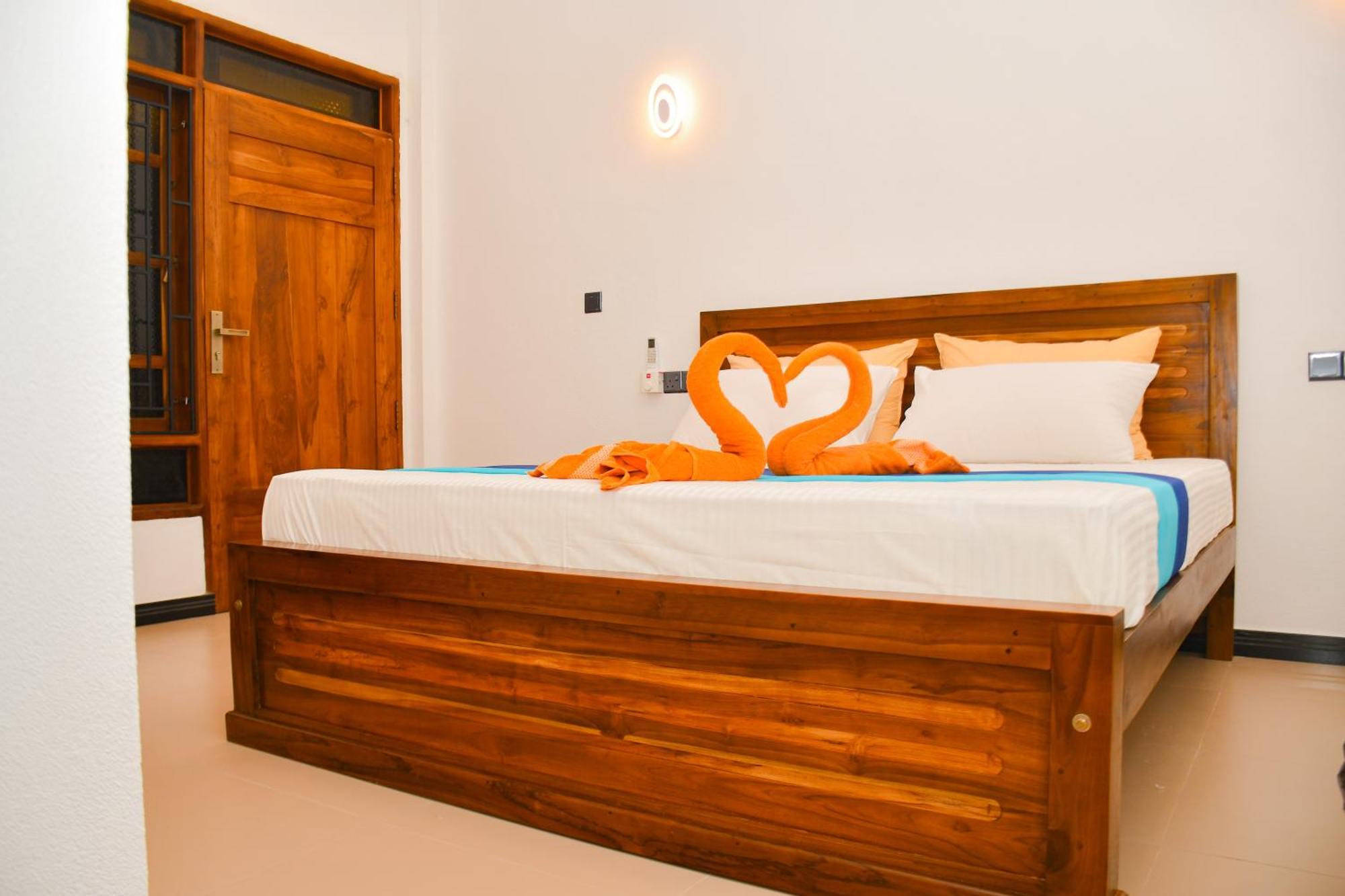 Ocean Grace Bed & Breakfast Arugam Bay Exterior photo